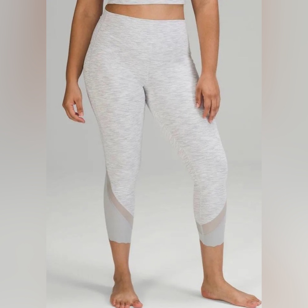 Lululemon Wunder Under Scalloped Hem High-Rise Crop 23” *Luxtreme